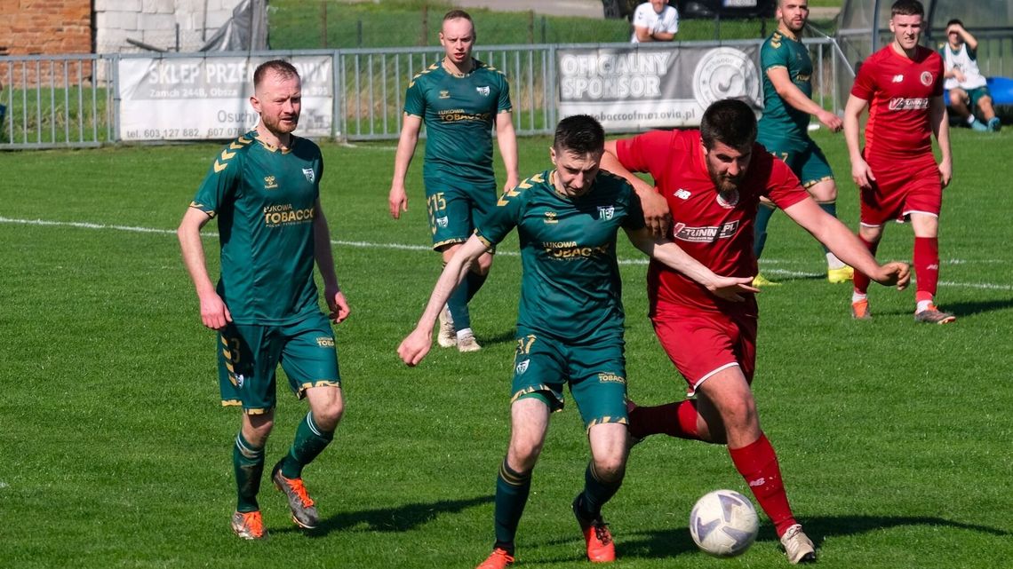 Victoria Łukowa znowu zwycięska. W weekend kolejne mecze zamojskiej klasy okręgowej