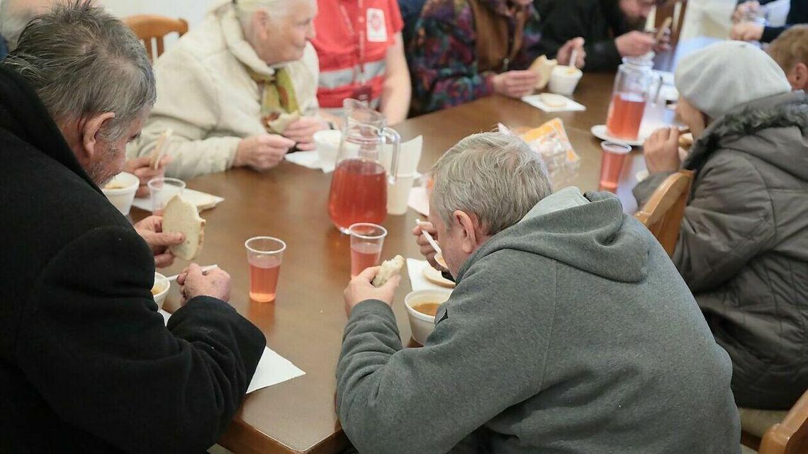 VII Światowy Dzień Ubogich. Nie odwracaj twarzy od żadnego biedaka