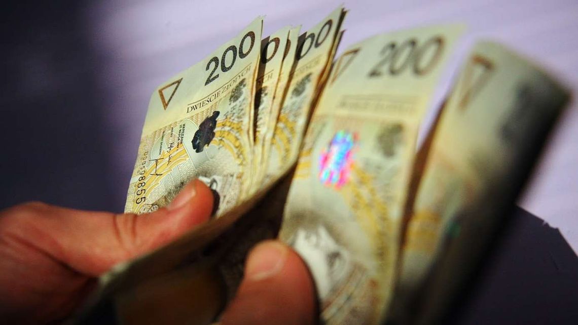 W 2019 roku wzrośnie minimalne wynagrodzenie w Polsce. Ile będzie wynosić? W 2019 roku wzrośnie minimalne wynagrodzenie w Polsce. Ile będzie wynosić?