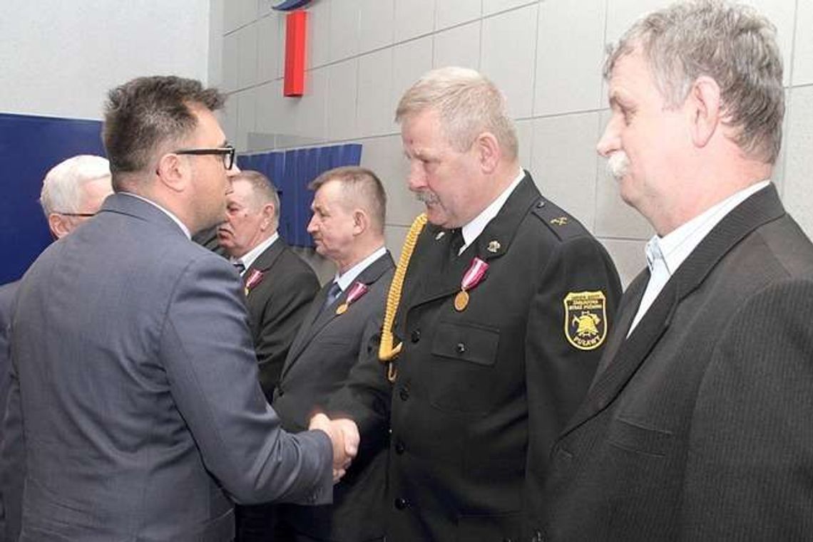 W Azotach od lat. Dostali medale i dyplomy