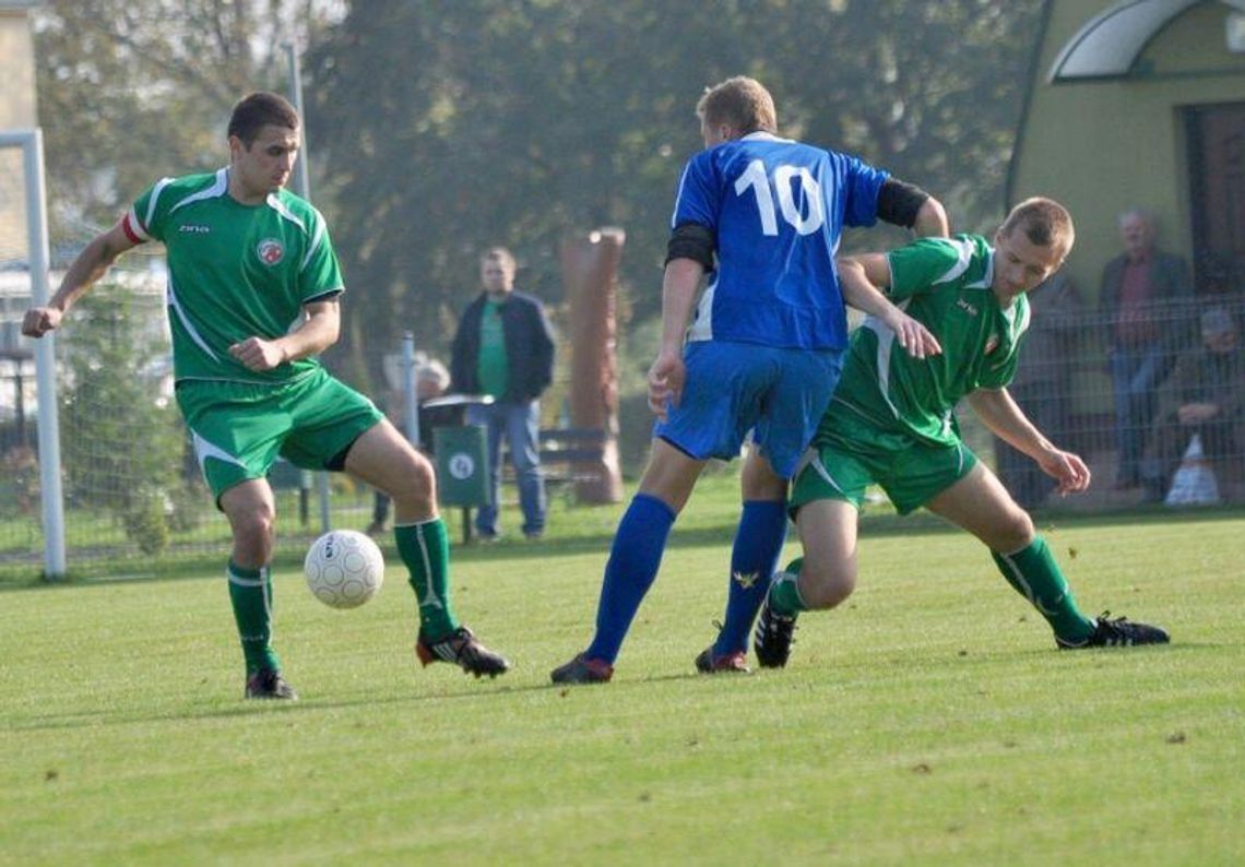 W chełmskiej okręgówce kilka drużyn myśli o awansie W chełmskiej okręgówce kilka drużyn myśli o awansie