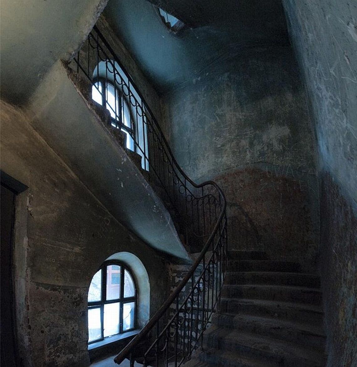 W górę i w dół. Fotografie w Galerii \"Prospero\" W górę i w dół. Fotografie w Galerii \"Prospero\"