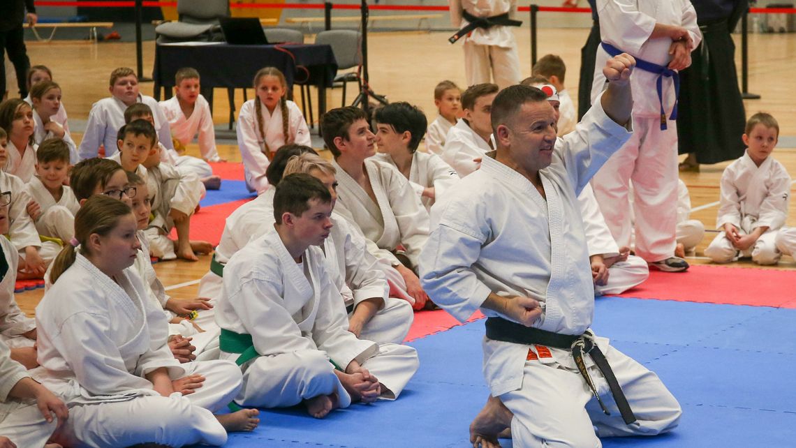 W hali UM odbył się Międzynarodowy Turniej Mikołajkowy w Karate Tradycyjnym