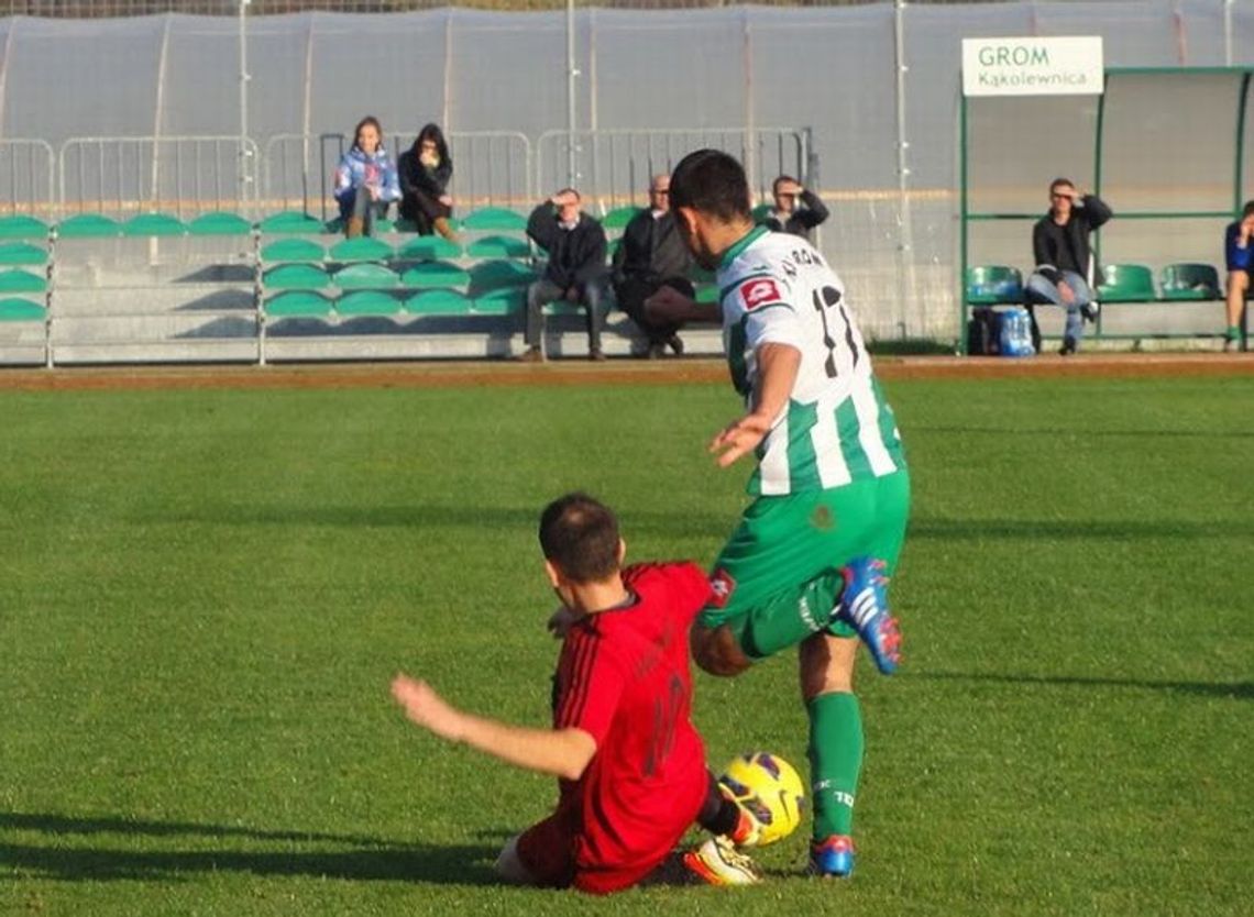 W Kąkolewnicy sędzia pokazał jedenaście żółtych kartek i dwie czerwone