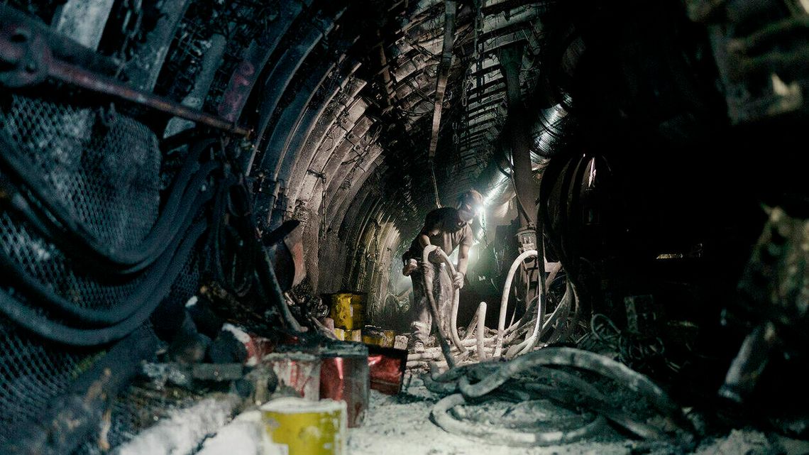 W kopalni w Bogdance na górnika osunęło się 400 ton skały. Szczegóły tragicznego wypadku