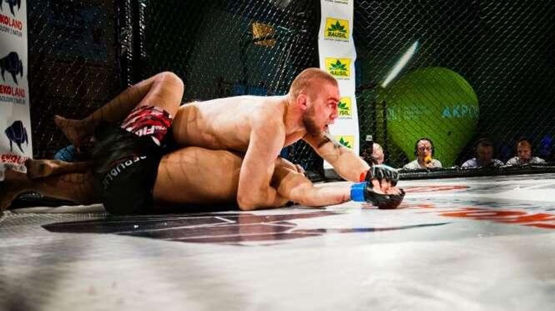 W Kraśniku odbyła się gala TFL 14 „Akpol Night”. Szymajda lepszy od Lopesa W Kraśniku odbyła się gala TFL 14 „Akpol Night”. Szymajda lepszy od Lopesa