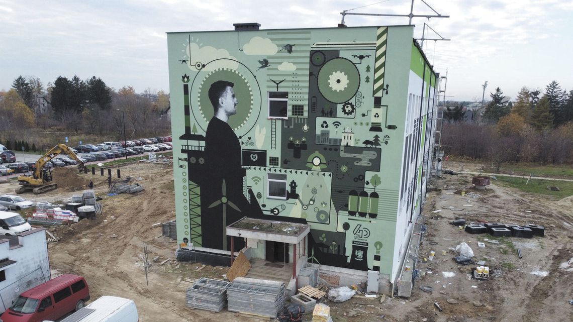 W Łęcznej nowy mural oczyszcza, zdobi i przypomina
