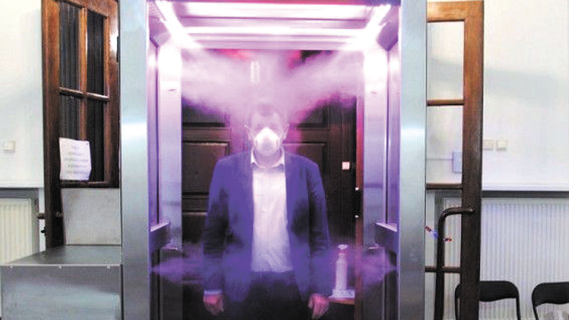 W Lubartowie jak w filmie sci-fi. Wchodzisz do urzędu, a tu specjalna bramka