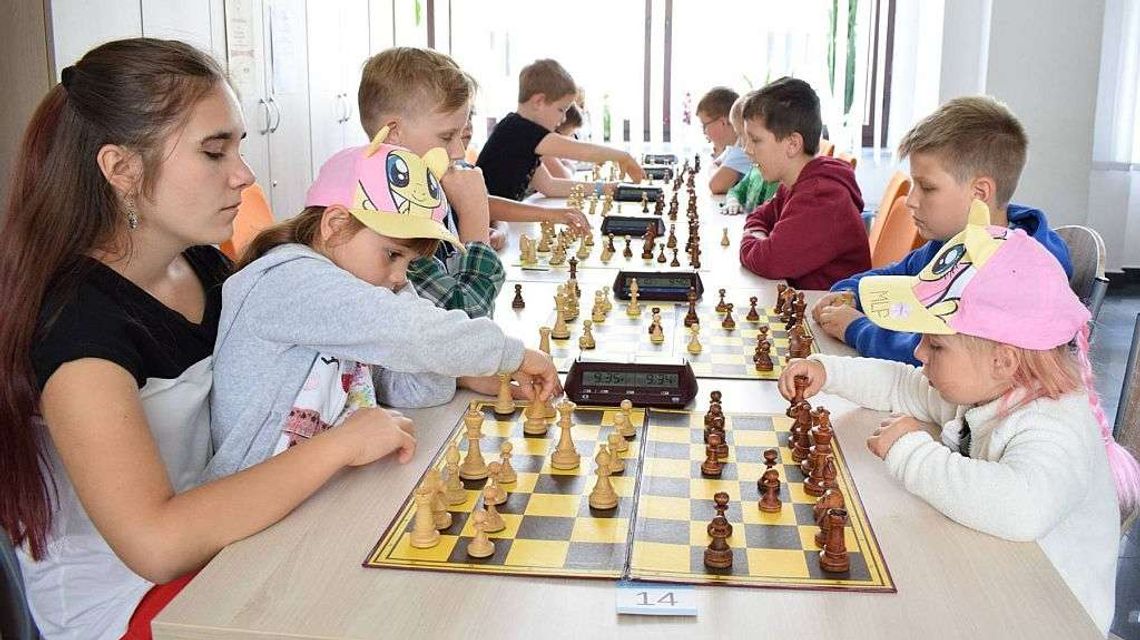 W Lubartowie padł kolejny rekord. W szachach [ZDJĘCIA Z TURNIEJU, WYNIKI]