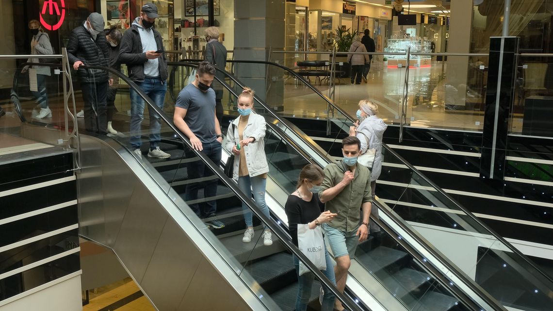 W lubelskich galeriach handlowych klienci są. Ale sprzedawcy jeszcze dalecy od optymizmu