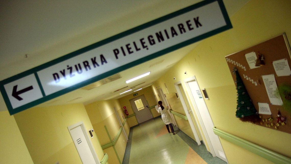 W lubelskich szpitalach jest za mało pielęgniarek. "Normy są tylko na papierze"