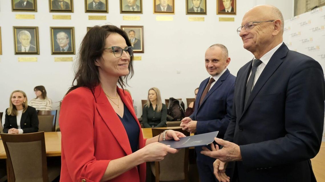 W Lublinie 23 nauczycieli ma nowe stopnie W Lublinie 23 nauczycieli ma nowe stopnie