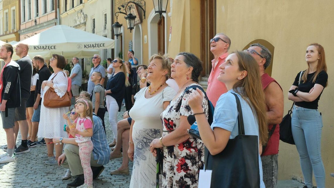 W Lublinie już można zadzierać głowy do góry