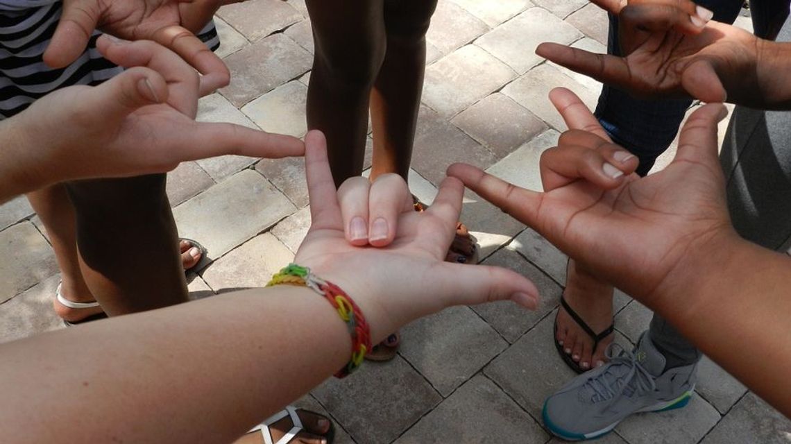 W Lublinie można bezpłatnie nauczyć się Polskiego Języka Migowego