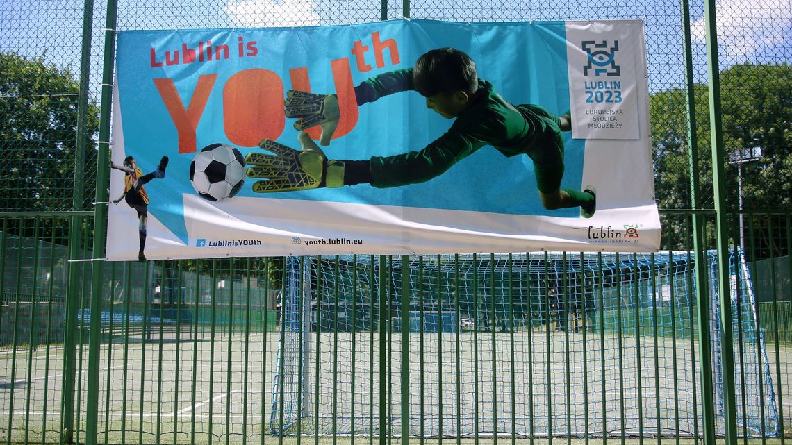 W Lublinie na wakacje skracają godziny otwarcia boisk. "Ta decyzja jest skandaliczna"