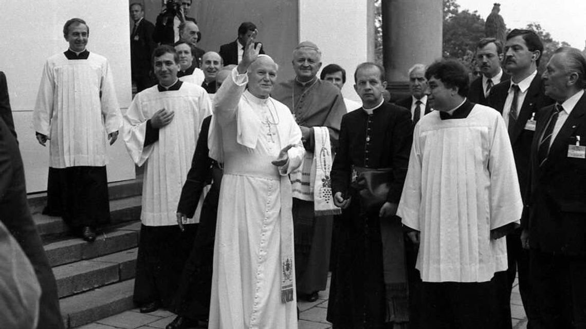 W Lublinie odbędzie się marsz w obronie Jana Pawła II. Radni PiS szykują specjalną uchwałę