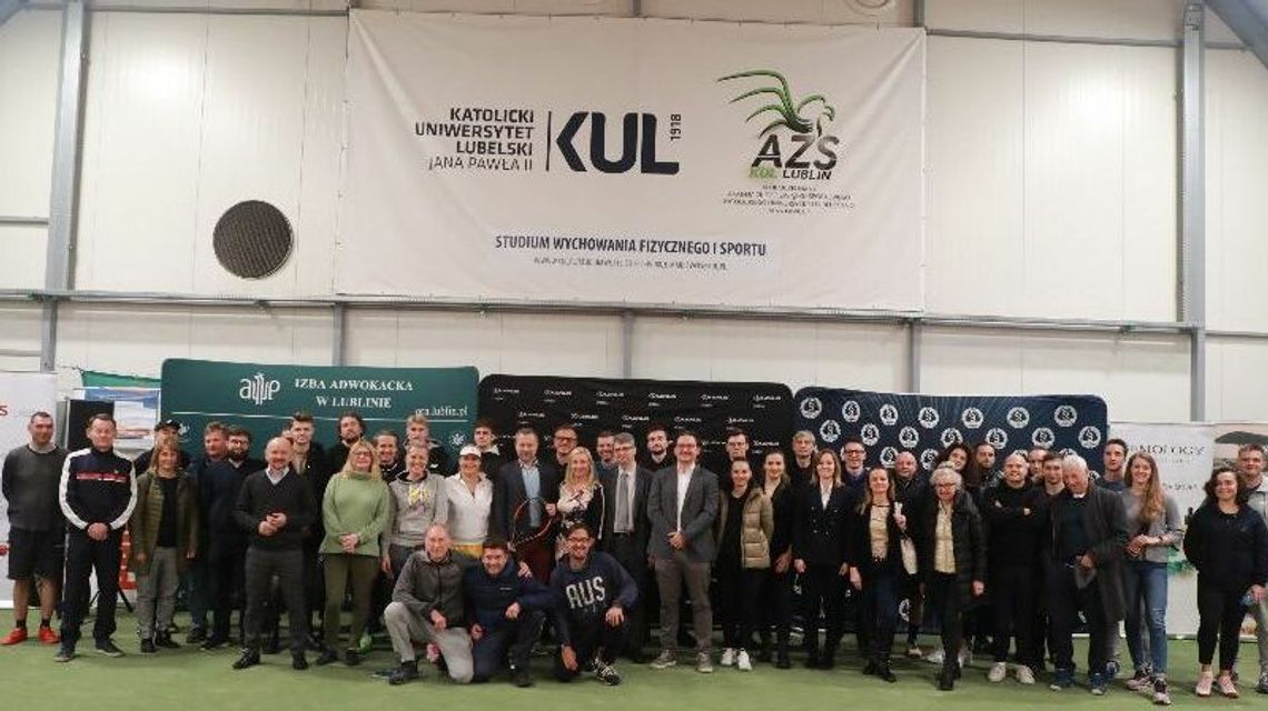 W Lublinie odbył się IX Otwarty  Halowy Turnieju Prawników w tenisie ziemnym