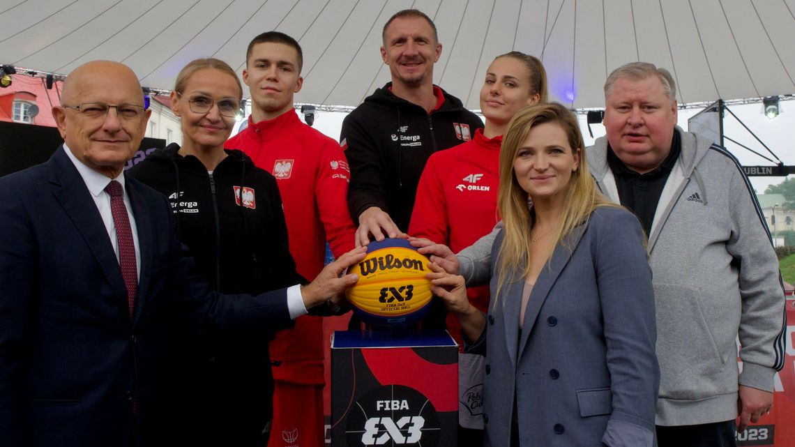 W Lublinie startują Mistrzostwa Świata do lat 23 w trzyosobowej koszykówce. "Jesteśmy ważnym miastem na sportowej mapie Europy" W Lublinie startują Mistrzostwa Świata do lat 23 w trzyosobowej koszykówce. "Jesteśmy ważnym miastem na sportowej mapie Europy"