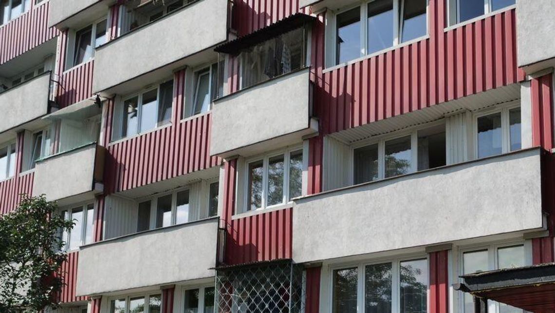 W Lublinie znów lecą duże pieniądze przez okna. Tym razem ponad 23 tys. zł