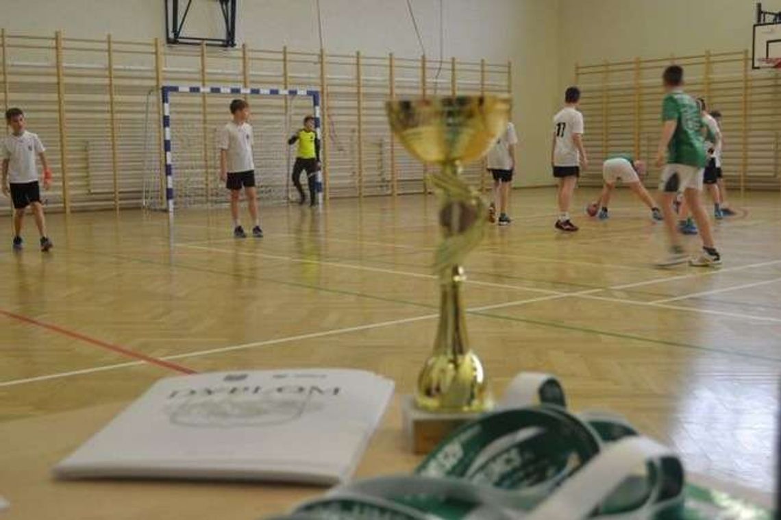 W Lublinie został rozegrany Mikołajkowy Turniej piłki ręcznej W Lublinie został rozegrany Mikołajkowy Turniej piłki ręcznej