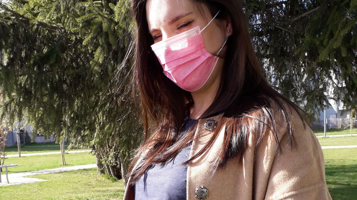 W maseczce nawet na porodówce. "Kobieta w czasie porodu oddycha znacznie bardziej intensywnie" W maseczce nawet na porodówce. "Kobieta w czasie porodu oddycha znacznie bardziej intensywnie"