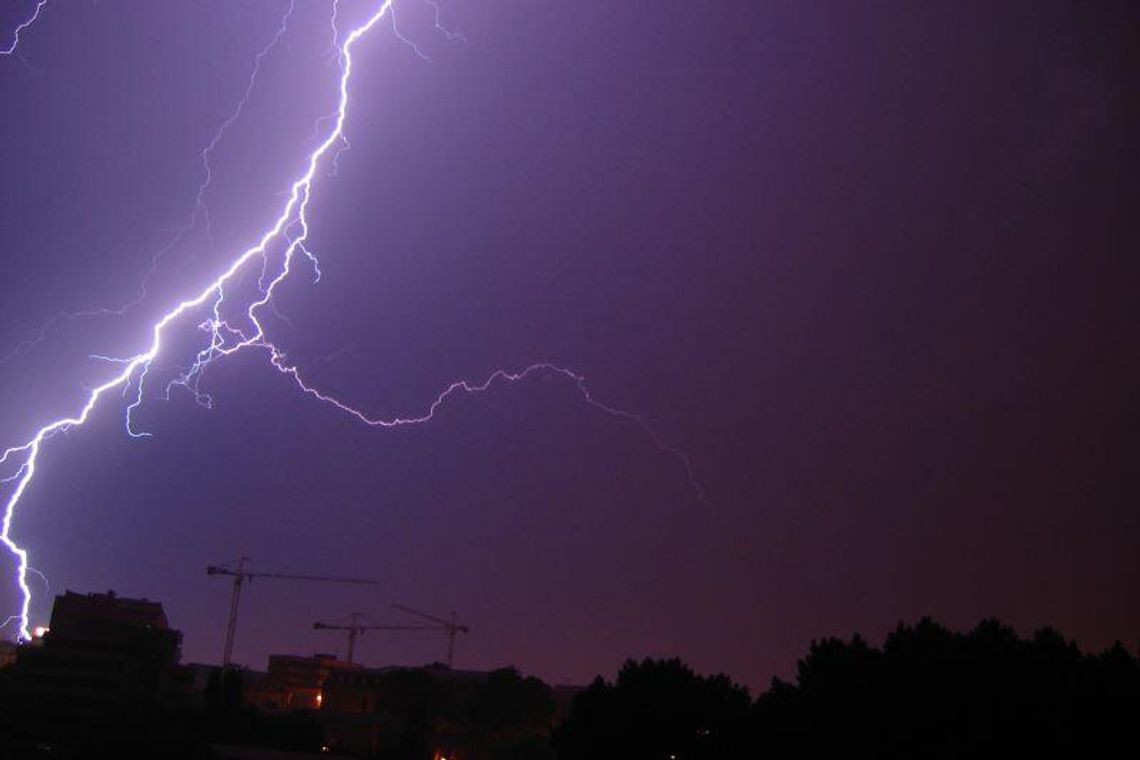 W niedzielę ciepło, mogą pojawić się burze