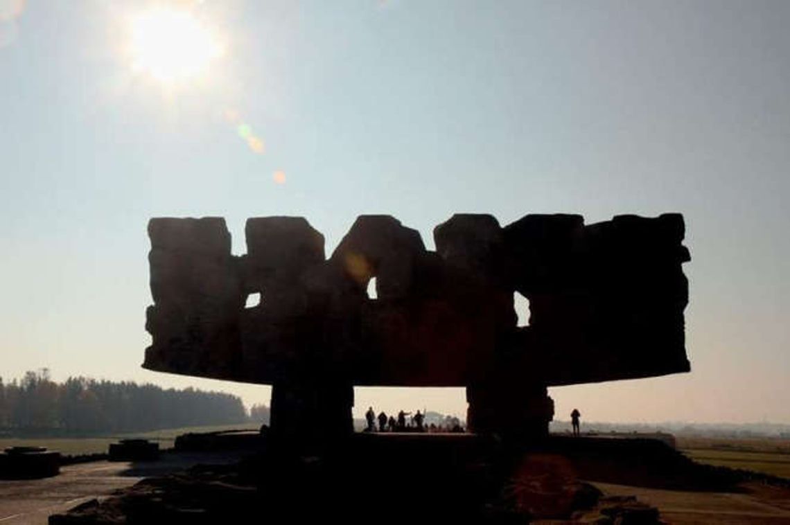 W niedzielę zwiedzanie Majdanka z przewodnikiem. Gratis W niedzielę zwiedzanie Majdanka z przewodnikiem. Gratis