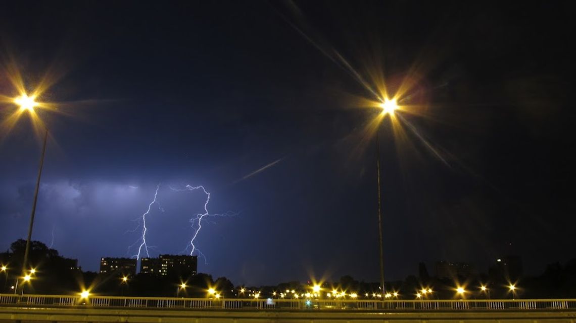 W nocy znowu burze, od jutra trochę chłodniej