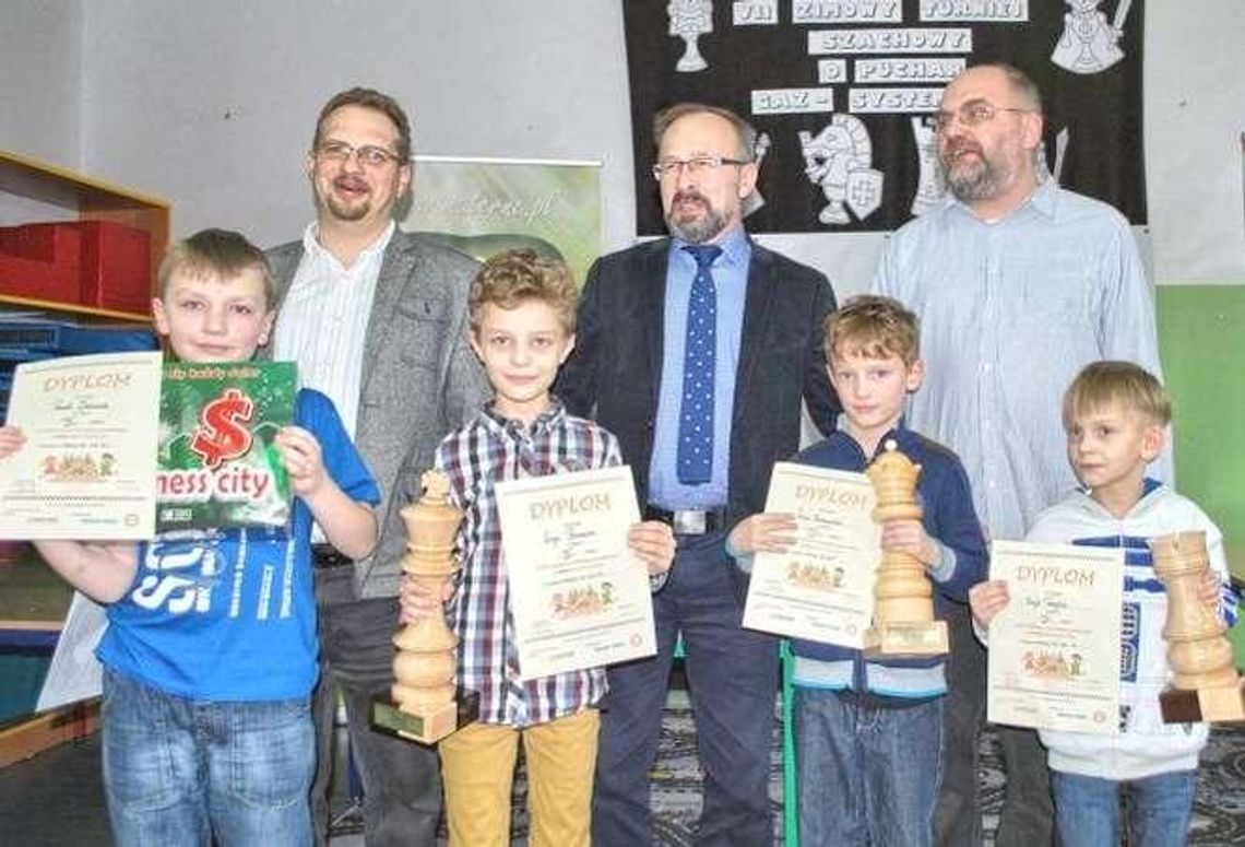 W Osinach rozegrano VII Zimowy Szachowy Turniej dla dzieci o puchar Gaz-System