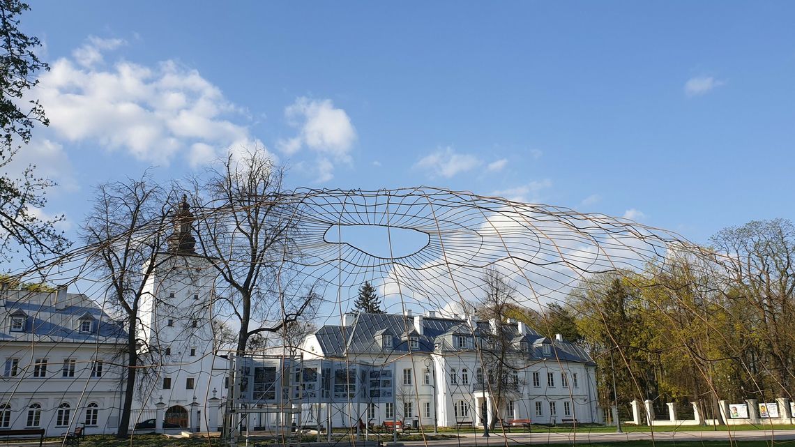 W parku Radziwiłłowskim powstała specjalna kopuła. Z jakiej okazji? W parku Radziwiłłowskim powstała specjalna kopuła. Z jakiej okazji?