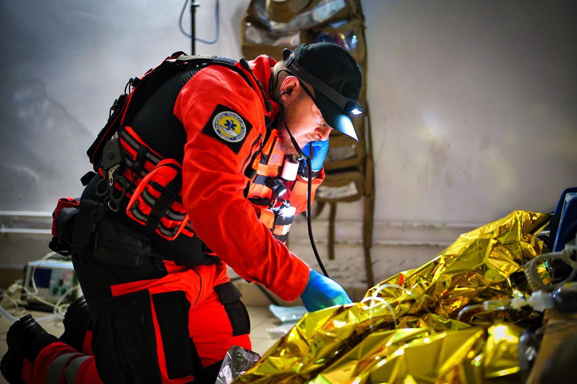 W piwnicy, bez światła i internetu. Ratownicy sprawdzali swoje umiejętności w warunkach kryzysowych