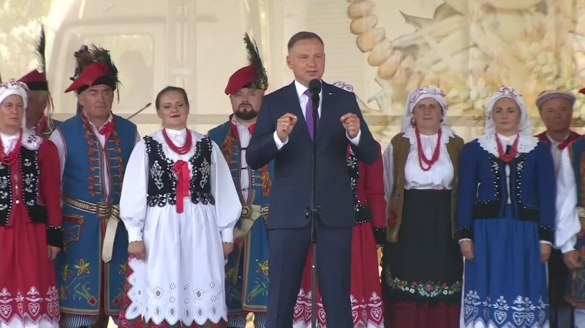 "W Polsce żywności nie brakuje i nie zabraknie". Prezydent z wizytą na dożynkach
