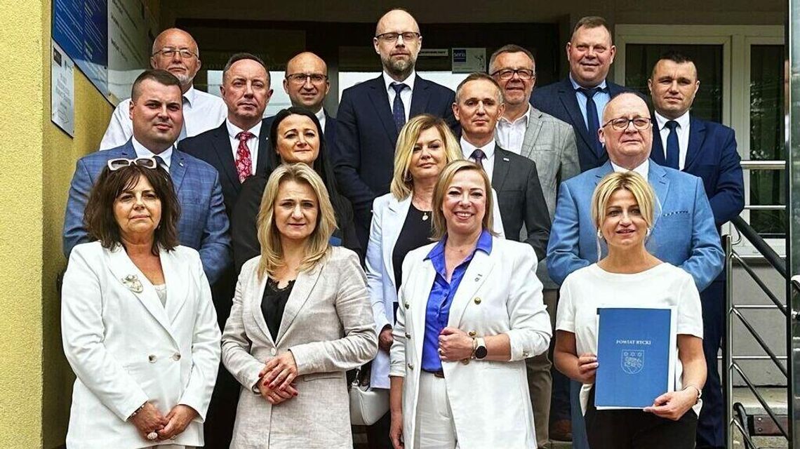 W powiecie ryckim PiS rozdaje karty. Radni złożyli ślubowanie