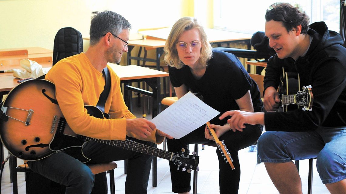 W Puławach trwają warsztaty jazzowe. "Najważniejsze jest słuchanie muzyki"