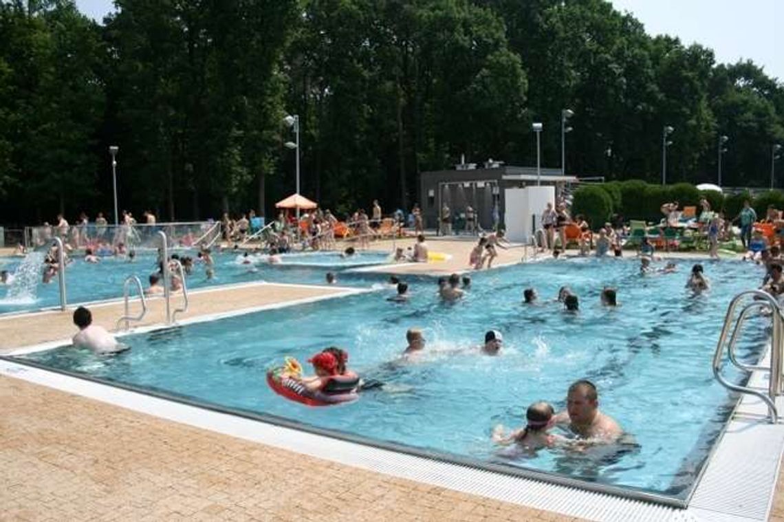 W Puławach zamkną aquapark z powodu meczu Legii z Wisłą. "Wolimy dmuchać na zimne"