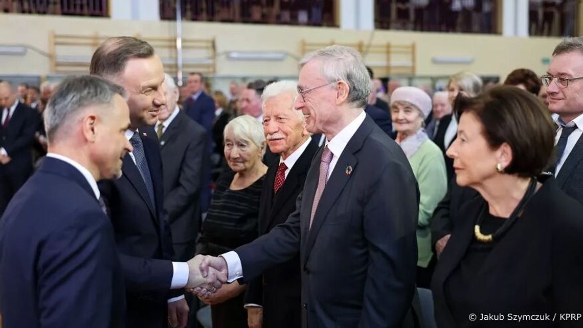 W rocznicę wysiedleń. Prezydent Polski i były prezydent Niemiec w Skierbieszowie o pamięci i pojednaniu