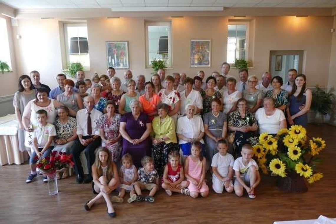 W rodzinie siła! Spotykają się co roku w tak licznym gronie W rodzinie siła! Spotykają się co roku w tak licznym gronie