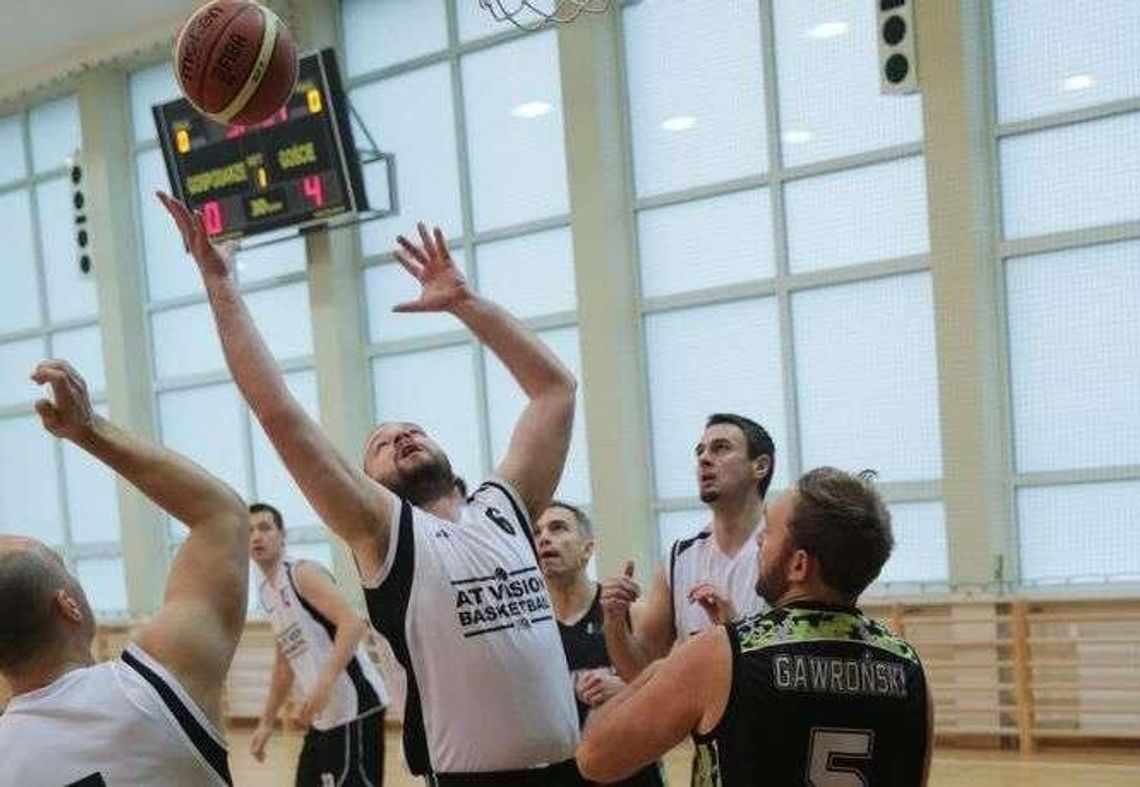 W rozgrywkach LNBA czas na walkę o medale W rozgrywkach LNBA czas na walkę o medale