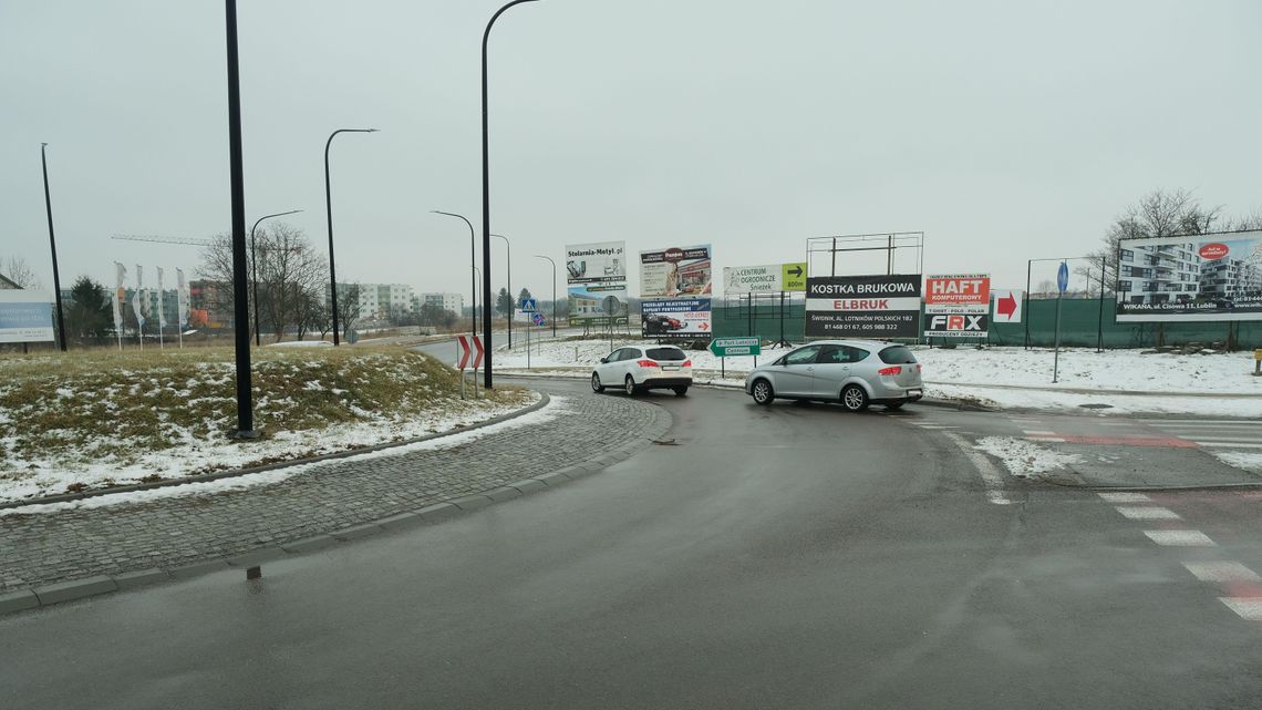 W Świdniku chcą zrobić porządek z banerami i szyldami