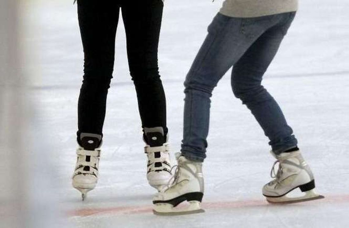 W Świdniku działa lodowisko na Orliku. Chętnych nie brakuje