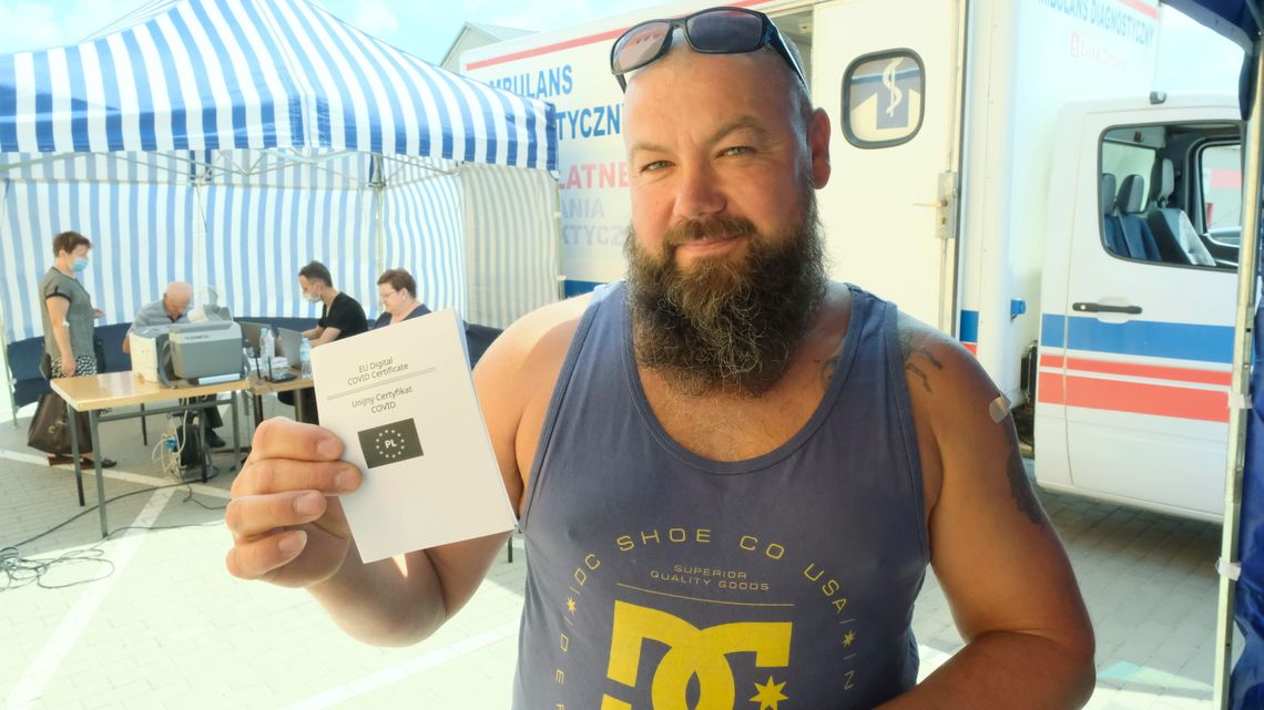 W tej gminie prawie wcale nie chcą się szczepić. "Skusił mnie milion. Zdrowie na drugim miejscu" W tej gminie prawie wcale nie chcą się szczepić. "Skusił mnie milion. Zdrowie na drugim miejscu"