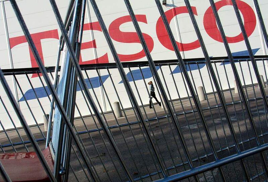 W Tesco walczą o etaty. Zwolnienia też w Media Markt i bankach