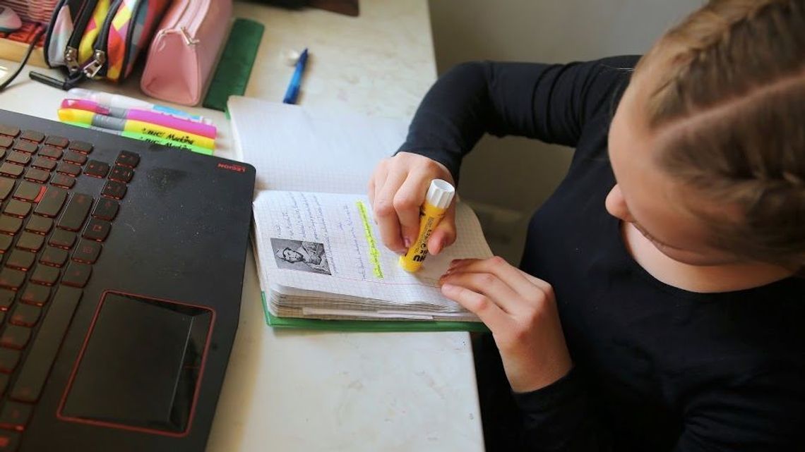 W Zamościu, Kraśniku i Janowie Lubelskim. Kolejne szkoły w nauczaniu zdalnym lub mieszanym