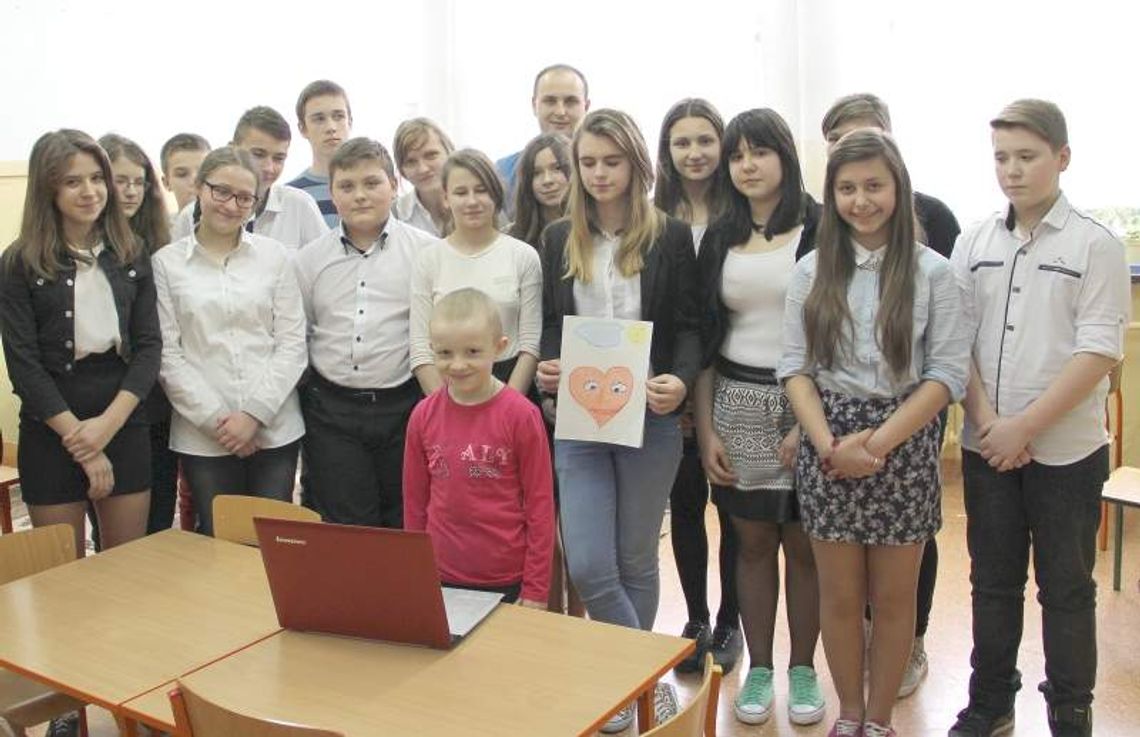 Wajda, Żak i Boniek pomogli uczniom z Milejowa