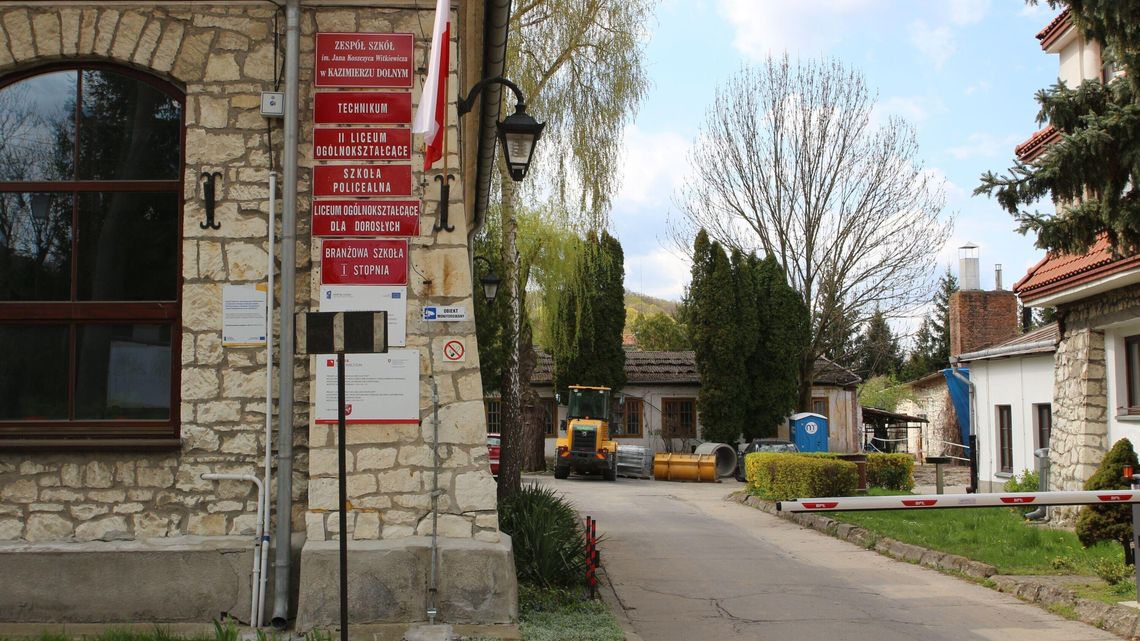 Wakacje bez rodziców. Ukraińscy uczniowie będą mogli zostać w Polsce