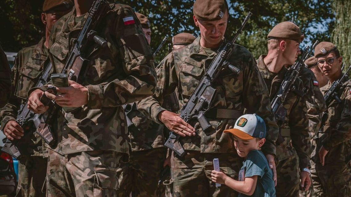 Wakacje w mundurze zakończone przysięgą. Jest prawie 100 nowych terytorialsów Wakacje w mundurze zakończone przysięgą. Jest prawie 100 nowych terytorialsów