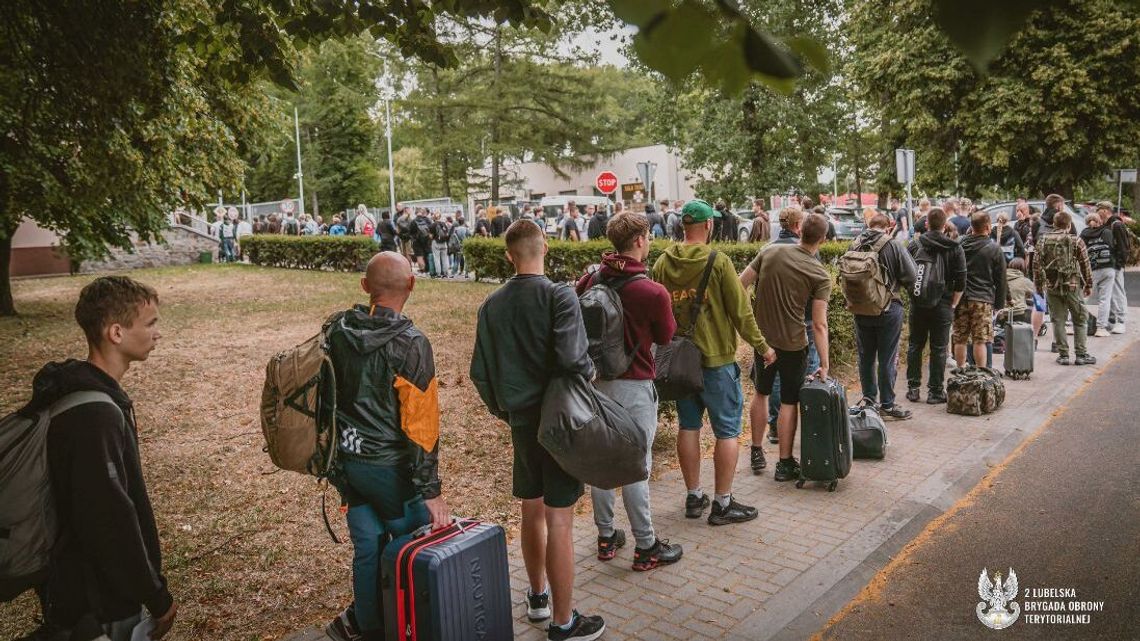 „Wakacje z WOT” na Lubelszczyźnie. Blisko 200 ochotników rozpoczęło szkolenie wojskowe „Wakacje z WOT” na Lubelszczyźnie. Blisko 200 ochotników rozpoczęło szkolenie wojskowe