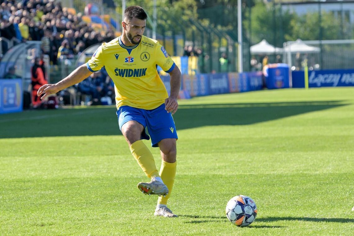 Trzecioligowiec walczy dzielnie, ale musi gonić. Avia Świdnik - Raków Częstochowa (relacja na żywo)