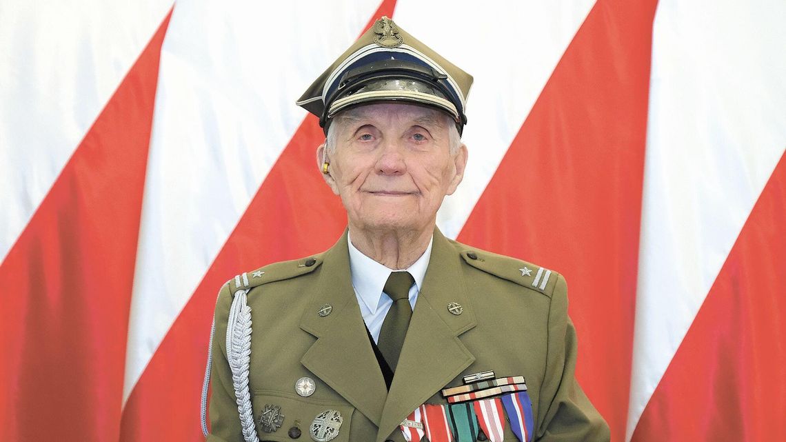 Walczył z Niemcami podczas II wojny światowej. Mjr Stanisław Szafranek ma sto lat!
