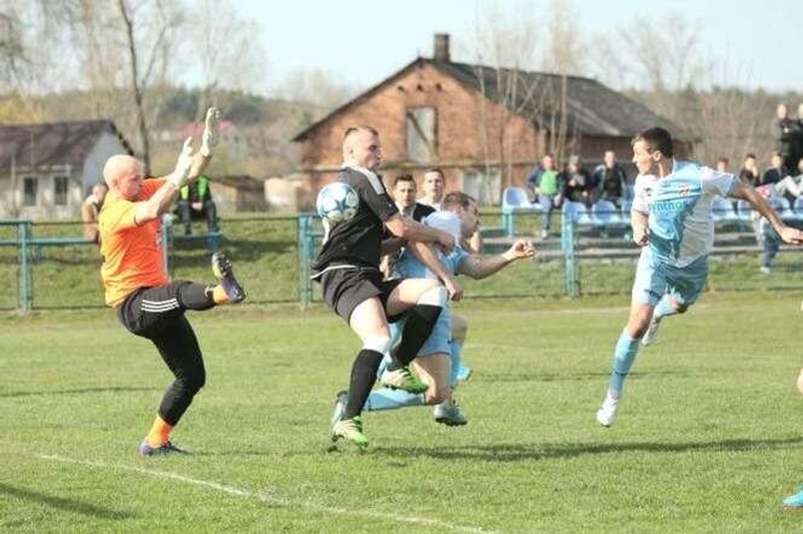 Walczyli do rozlewu krwi, wyniki czwartej ligi piłkarskiej